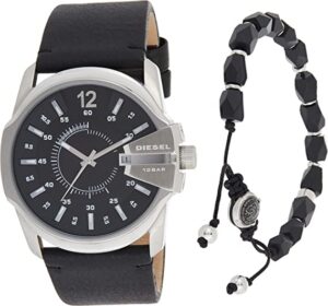 Diesel Reloj para hombre Master Chief, mecanismo de tres manecillas con fecha, caja de acero negro de 45 mm con correa de piel, DZ1475